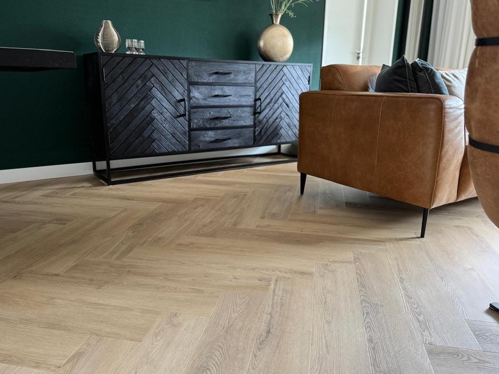 PVC visgraat vloer compleet gelegd – inclusief egaliseren, Ophalen of Verzenden, Nieuw, 75 m² of meer, Overige typen