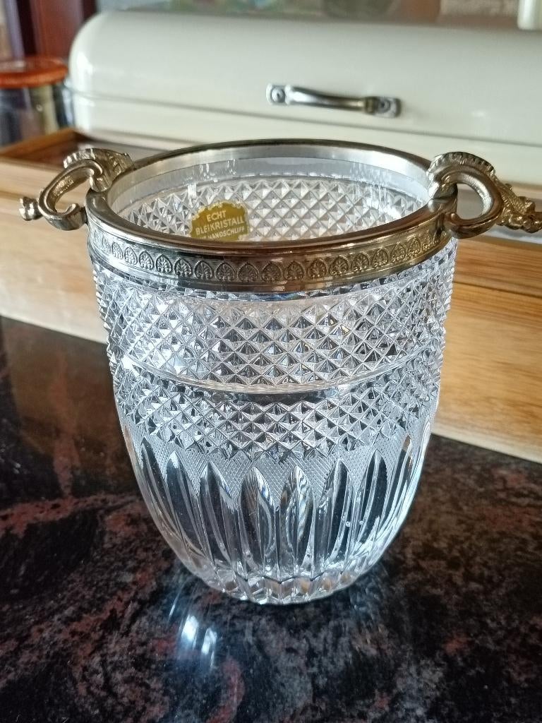 Vintage kristallen ijsemmer, Ophalen