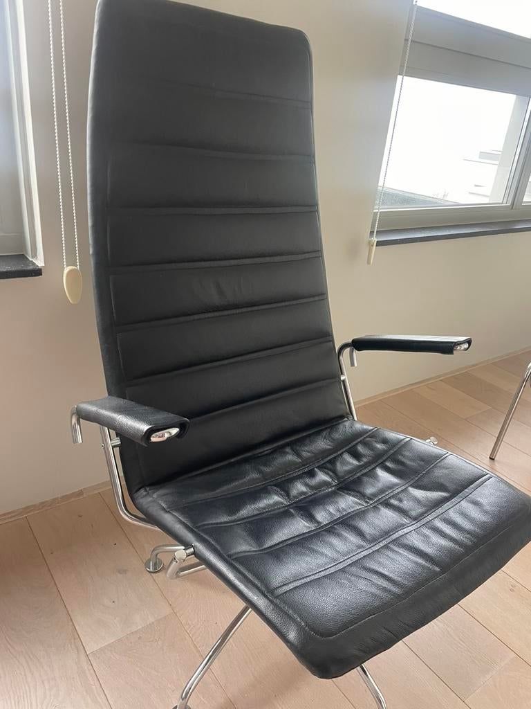 Draaistoel met hoge rug van Fritz Hansen, Ophalen, Gebruikt, Zwart, Leer