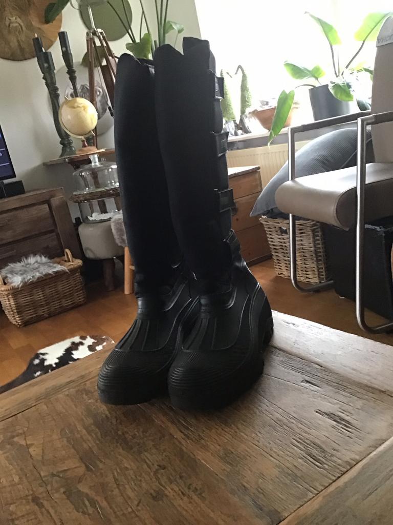 Boots even gebruikt maat 39, Dieren en Toebehoren, Ophalen of Verzenden, Zo goed als nieuw, Recreatie, Schoeisel