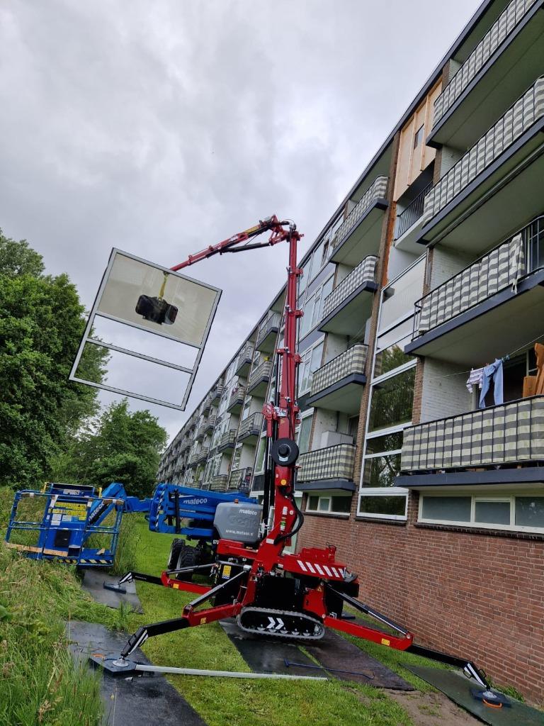 Verhuur Compactkraan, Hijskraan, Hoeflon C6e incl. Operator