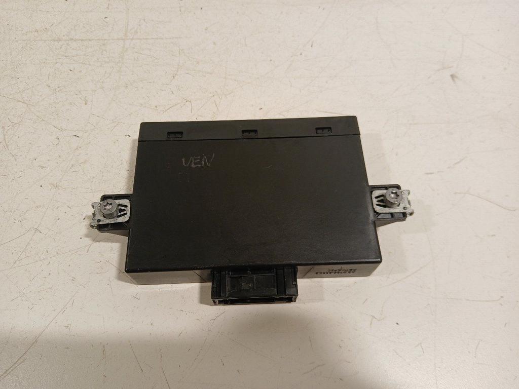 Computer veer Volkswagen Golf, Onderdelen@venauto.nl, Van der Ven Autorecycling B.V., Gebruikt, Ettenseweg 76, 4706 PB Roosendaal, The Netherlands