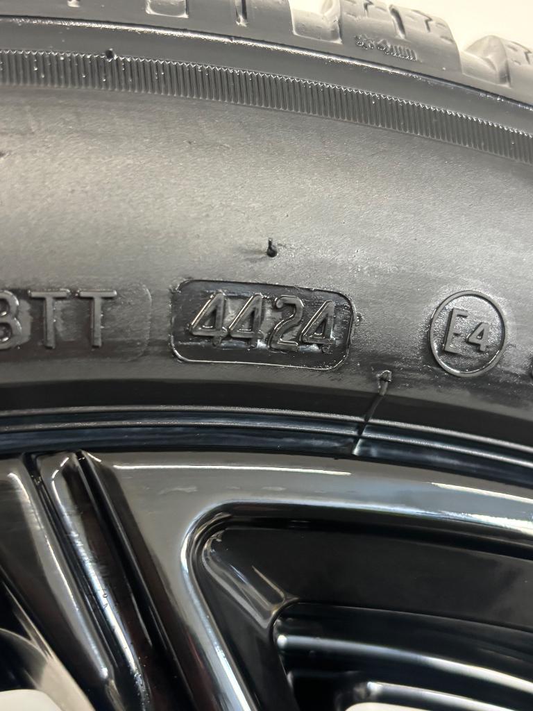 NIEUWE 20” Audi A6 Etron velgen + NWE winterbanden, Auto-onderdelen, Banden en Velgen, Ophalen, Overige, Overige, Banden en Velgen