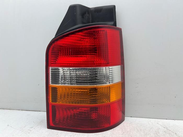 Achterlicht links van een Volkswagen Transporter, Gebruikt, -, Volkswagen, -