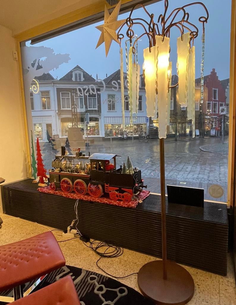 Brand van Egmond vloerlamp Behind Frosted Glass, Huis en Inrichting, Lampen | Vloerlampen, Ophalen, Glas