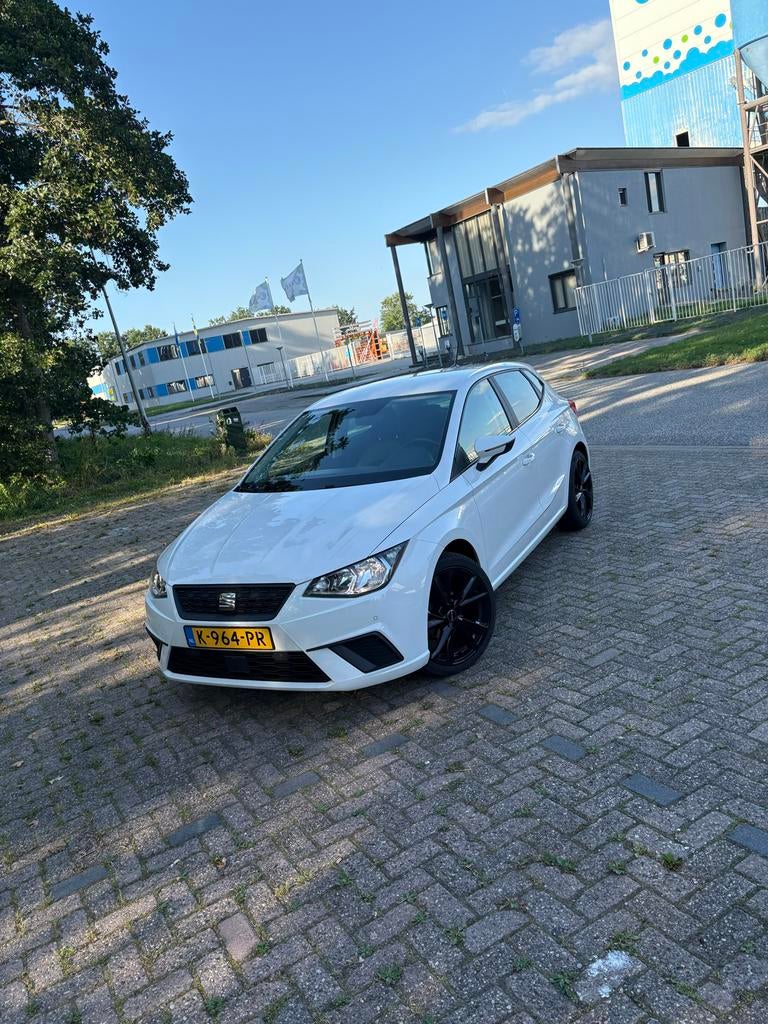 Seat Ibiza 1.0 Ecotsi 95pk 2021 Wit, Auto's, Seat, Particulier, Ibiza, ABS, Achteruitrijcamera, Airbags, Airconditioning, Alarm