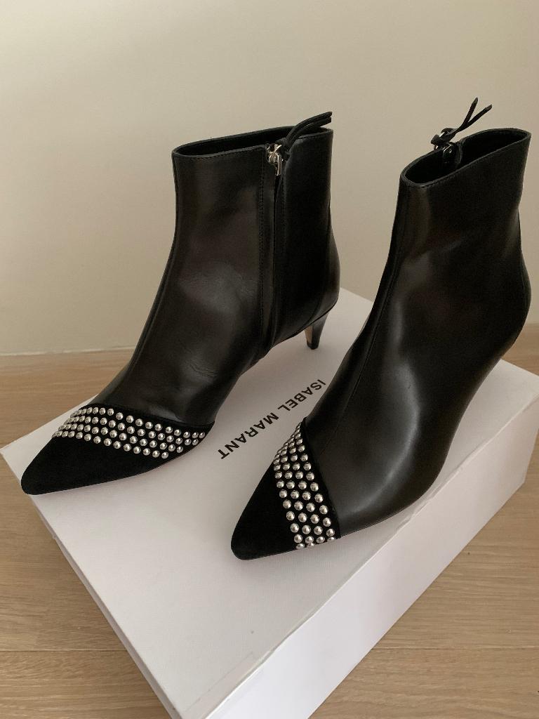Isabel Marant enkellaarzen !!NIEUW!! maat 36/37 twv 550 euro, Kleding | Dames, Schoenen, Isabel Marant, Ophalen, Nieuw, Zwart