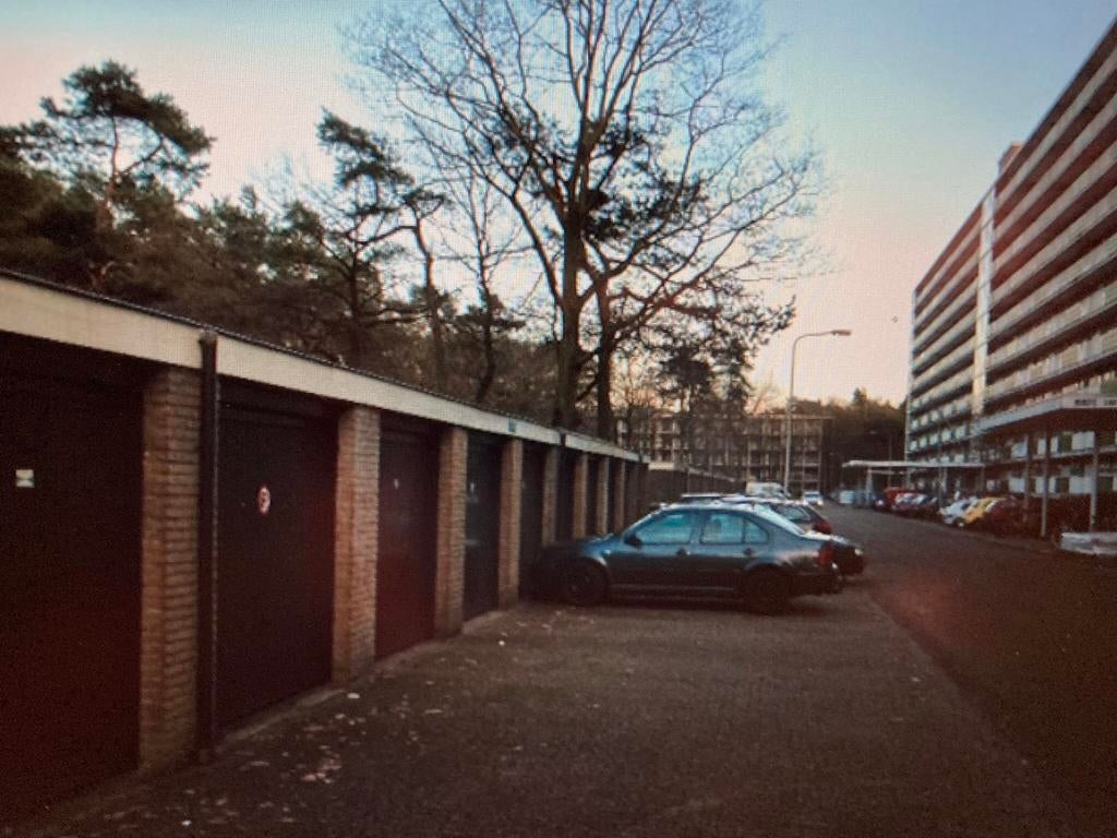 Garage- en/of opslagbox te huur Zeist bij A12., Utrecht