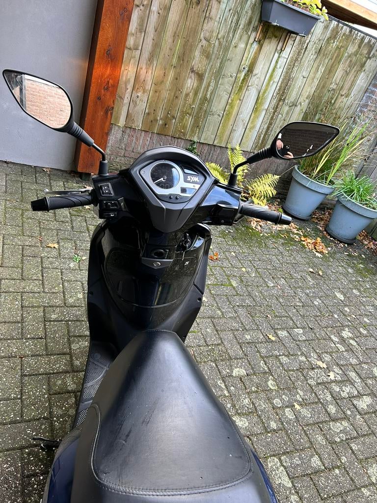 Mooie scooter weinig km, Ophalen, Zo goed als nieuw, Benzine