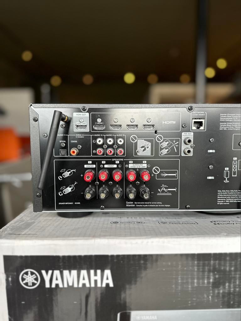 Yamaha TSR-400 versterker, Audio, Tv en Foto, Versterkers en Receivers, Yamaha, Ophalen of Verzenden, Zo goed als nieuw, 120 watt of meer