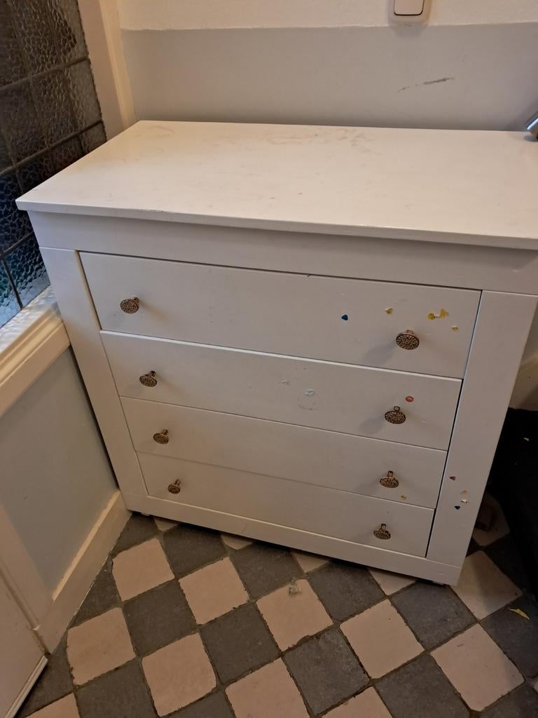 Leuke commode met 4 lades - opknapper, Ophalen, Gebruikt, 75 tot 100 cm, Minder dan 50 cm