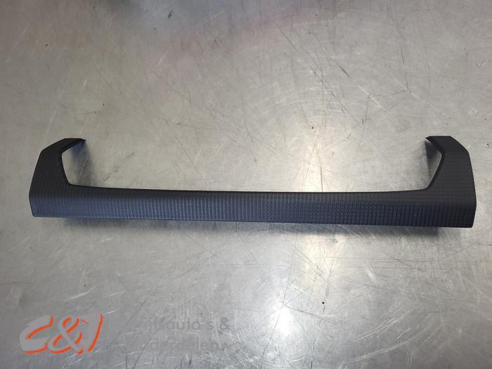Dashboard sierlijst van een Renault Trafic, Gebruikt, -, Renault, -