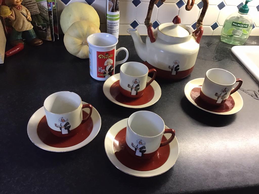 Droste koffie setje met een chocolade beker, Antiek en Kunst, Ophalen of Verzenden