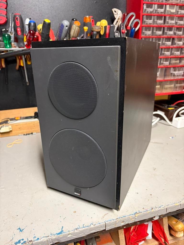 MB quart ql 252d sub, Subwoofer, Zo goed als nieuw, 120 watt of meer, Ophalen