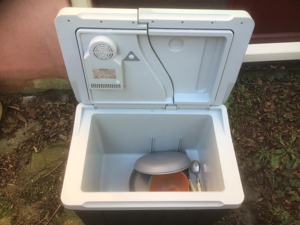 Koelbox, Caravans en Kamperen, Koelboxen, Ophalen, Zo goed als nieuw, Koelbox, Elektrisch
