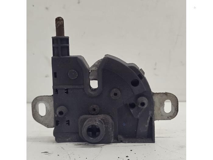 Slotmechaniek Motorkap van een Ford Transit Connect, Ophalen of Verzenden, 3 maanden garantie, Gebruikt, Ford