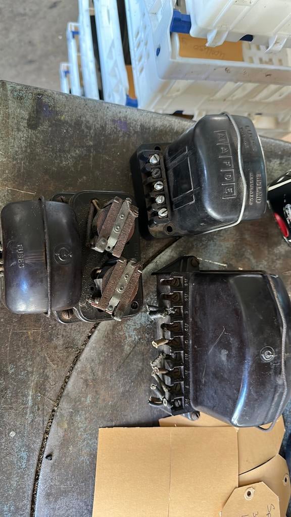 Lucas Spanningsregelaars, Auto-onderdelen, Ophalen of Verzenden, Oldtimer onderdelen