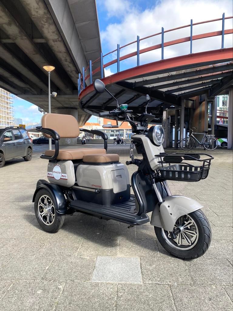Scootmobiel Esmaster City 2.0 72v/20ah 10 inch wielen, Diversen, Overige merken, Nieuw, Ophalen of Verzenden, 16 km/u of meer
