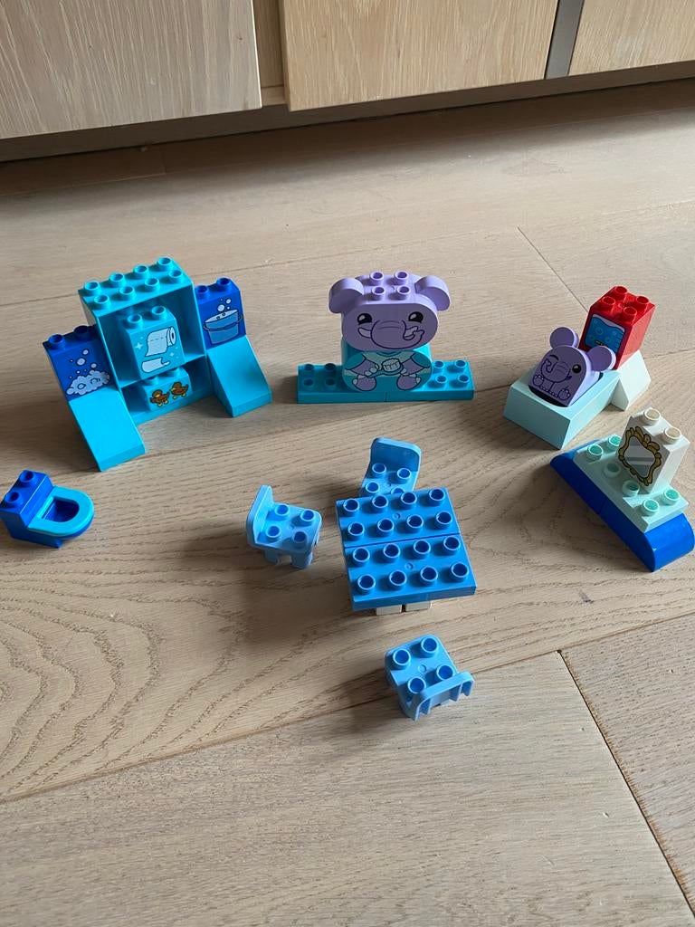 Duplo: olifant met kleintje in de badkamer, Ophalen of Verzenden, Zo goed als nieuw, Duplo