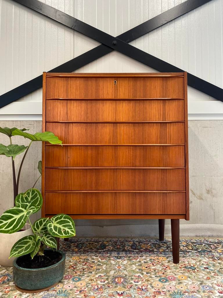 Vintage Teak Mid Century Ladekast Jaren 60, Huis en Inrichting, Ophalen, 5 laden of meer, Vintage retro high board, 100 tot 150 cm