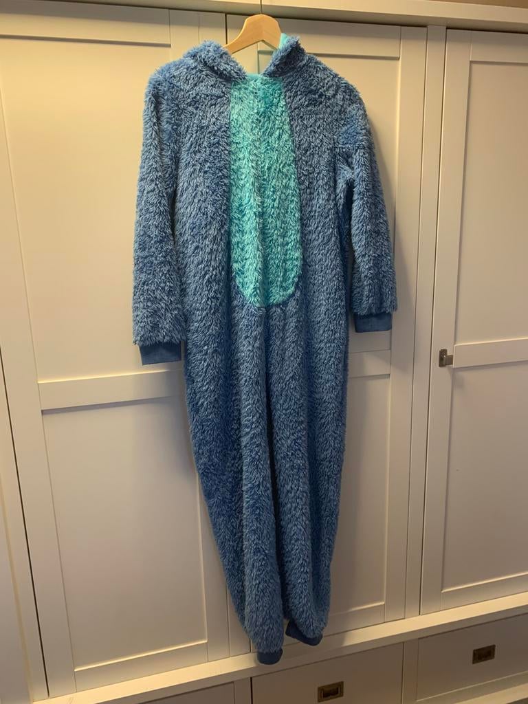 Stitch onesie uit Disneyland Parijs, Kinderen en Baby's, Carnavalskleding en Verkleedspullen, Ophalen, Zo goed als nieuw, Jongen of Meisje