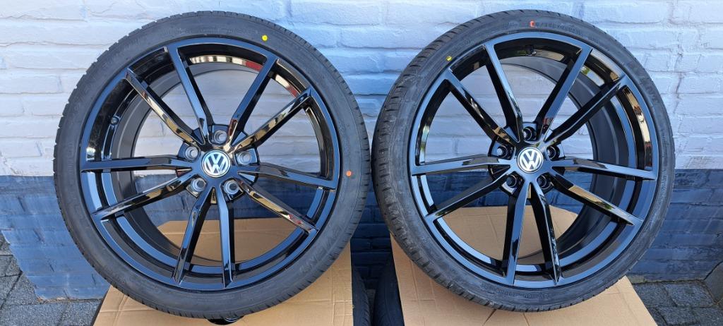 Pretoria look velgen 225/40R18 of 235/35R19 Hankook Ventus, Auto-onderdelen, Banden en Velgen, Ophalen, 18 inch, Vredestein, Banden en Velgen