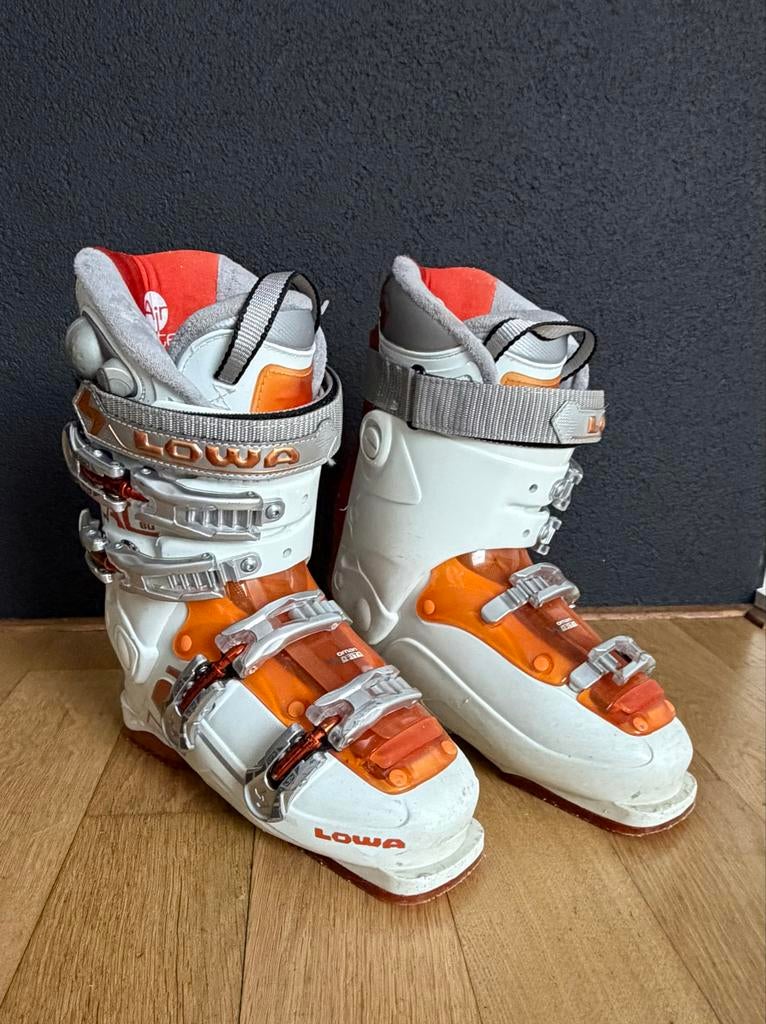Lowa skischoenen maat 38, Sport en Fitness, Gebruikt, Schoenen, Skiën, Ophalen