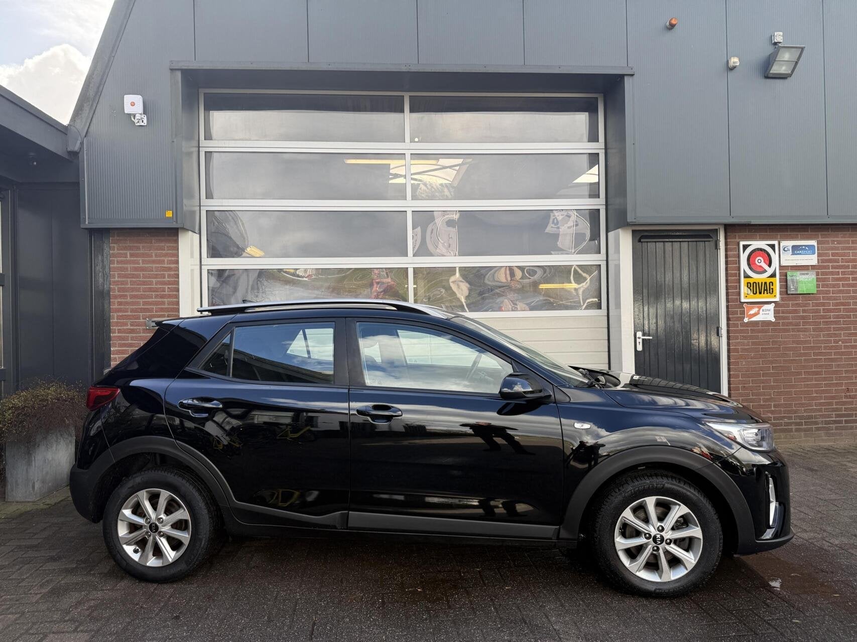 Kia Stonic 1.0 T-GDi MHEV DynamicLine CARPLAY/ECC *ALL-IN PR, Voorwielaandrijving, 12 maanden, Gebruikt, Bedrijf