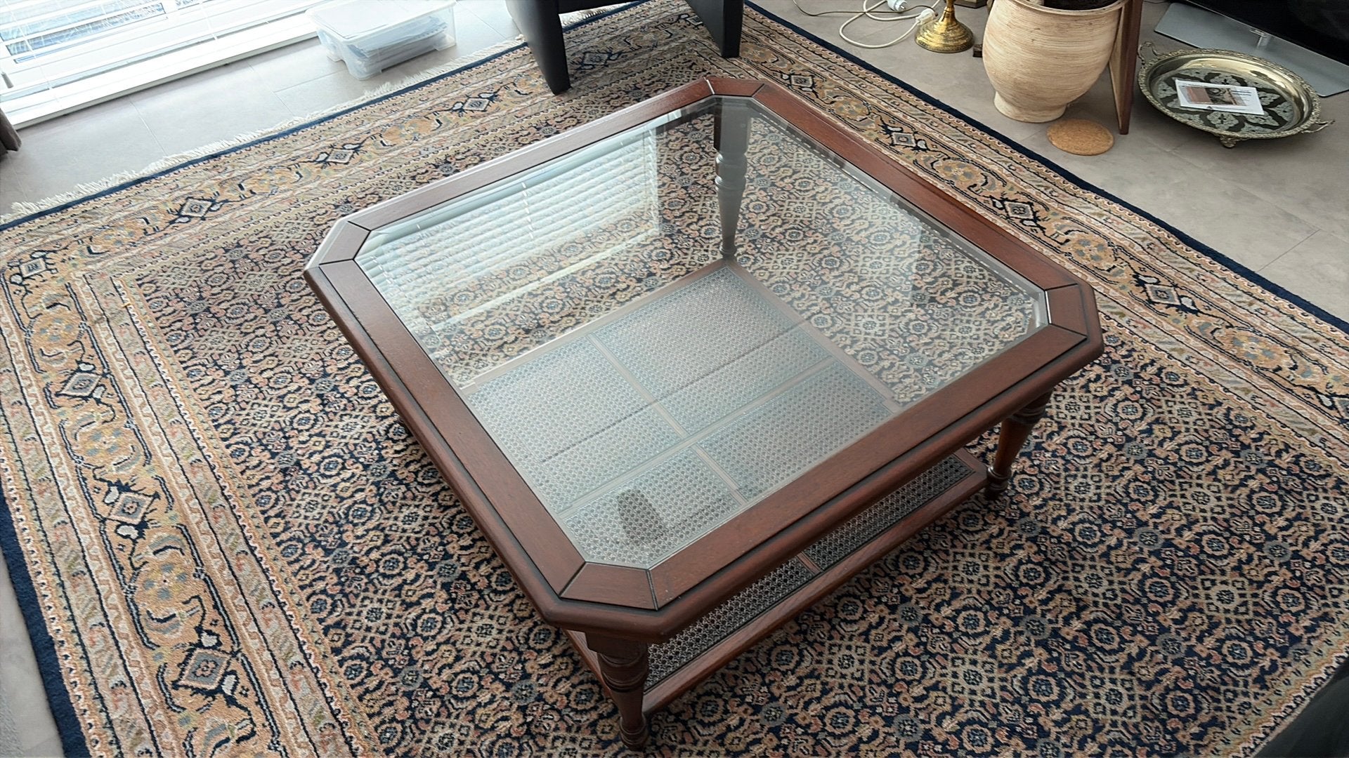 Houten klassieke salon tafel 100x100x48 cm, Ophalen, Zo goed als nieuw, Hout