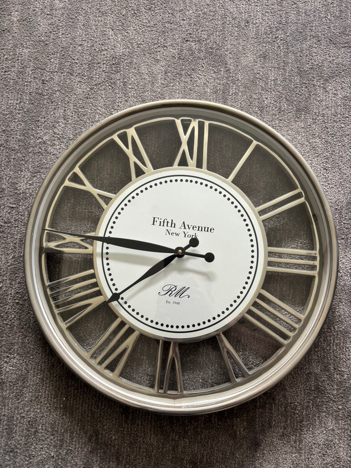 Fifth Avenue New York Wandklok - Stijlvol en Tijdloos, Ophalen, Analoog, Zo goed als nieuw, Zilver