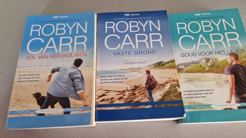 3 boeken Thunderpoint Robyn Carr, Ophalen of Verzenden, Gelezen