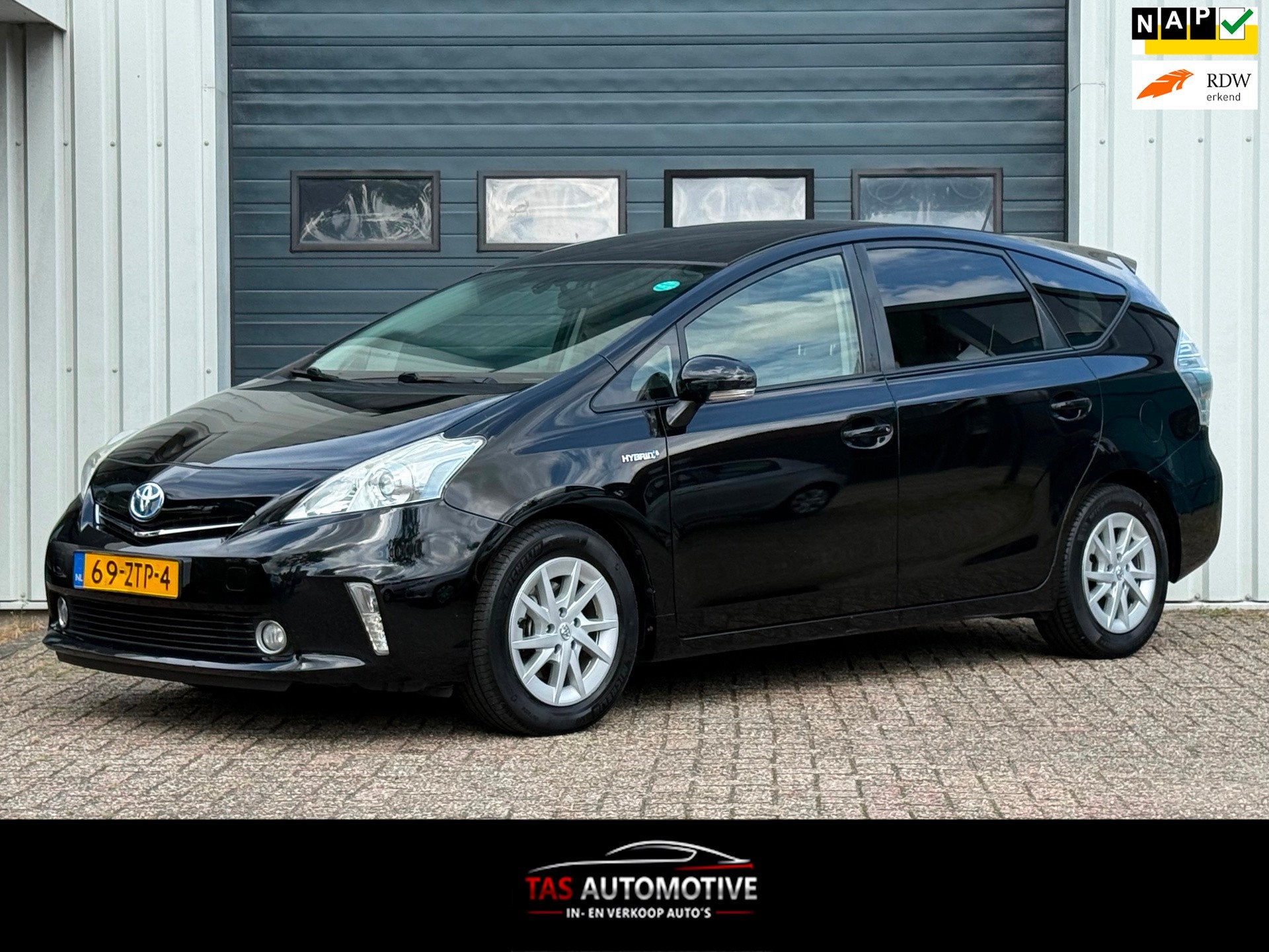 Toyota Prius Wagon 1.8 Aspiration PANO / NAVI / CLIMA, Euro 5, Gebruikt, 4 cilinders, 7 stoelen