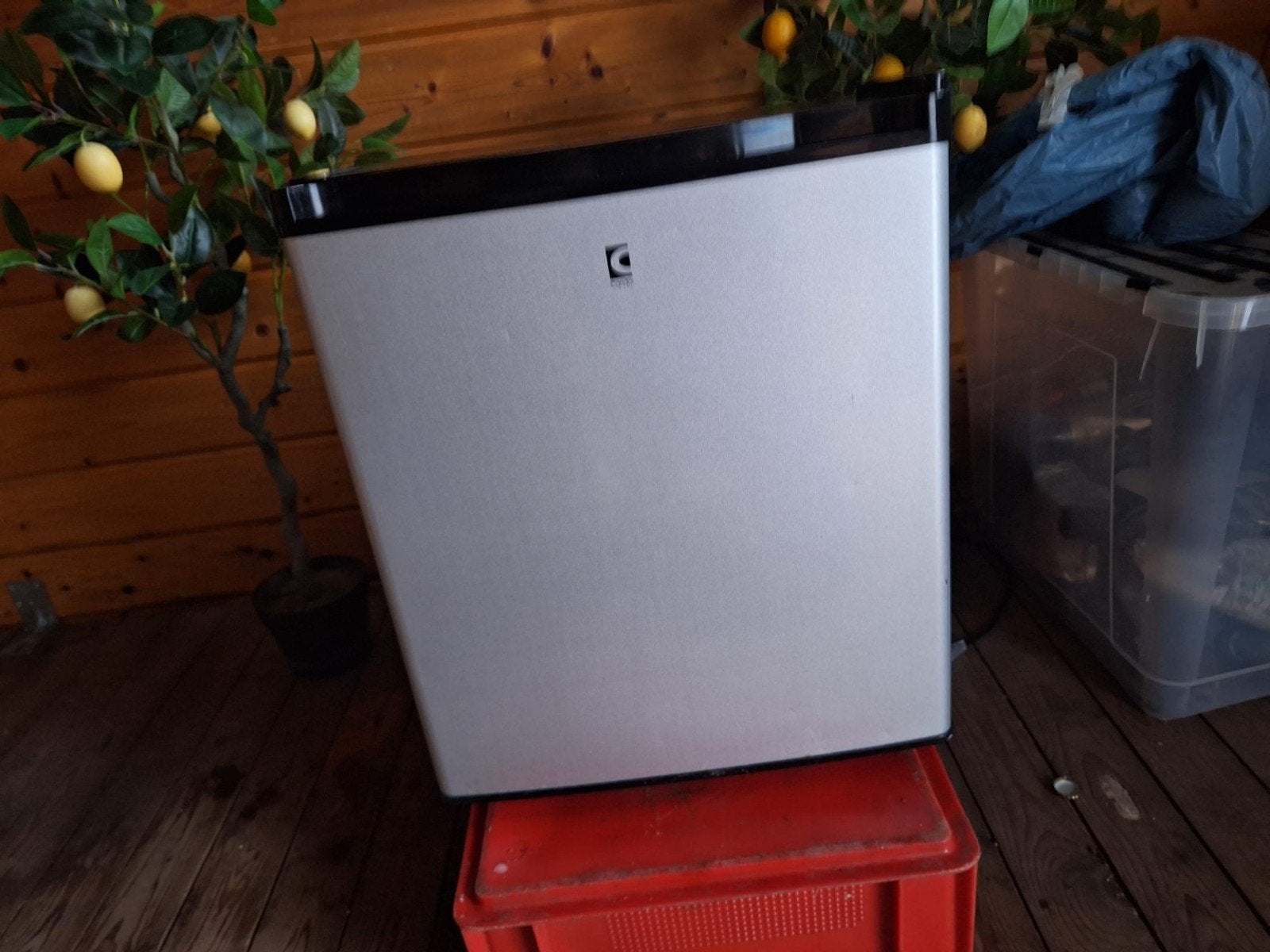Compacte Condor mini koelkast, Ophalen, Zonder vriesvak, Minder dan 85 cm, 45 tot 60 cm