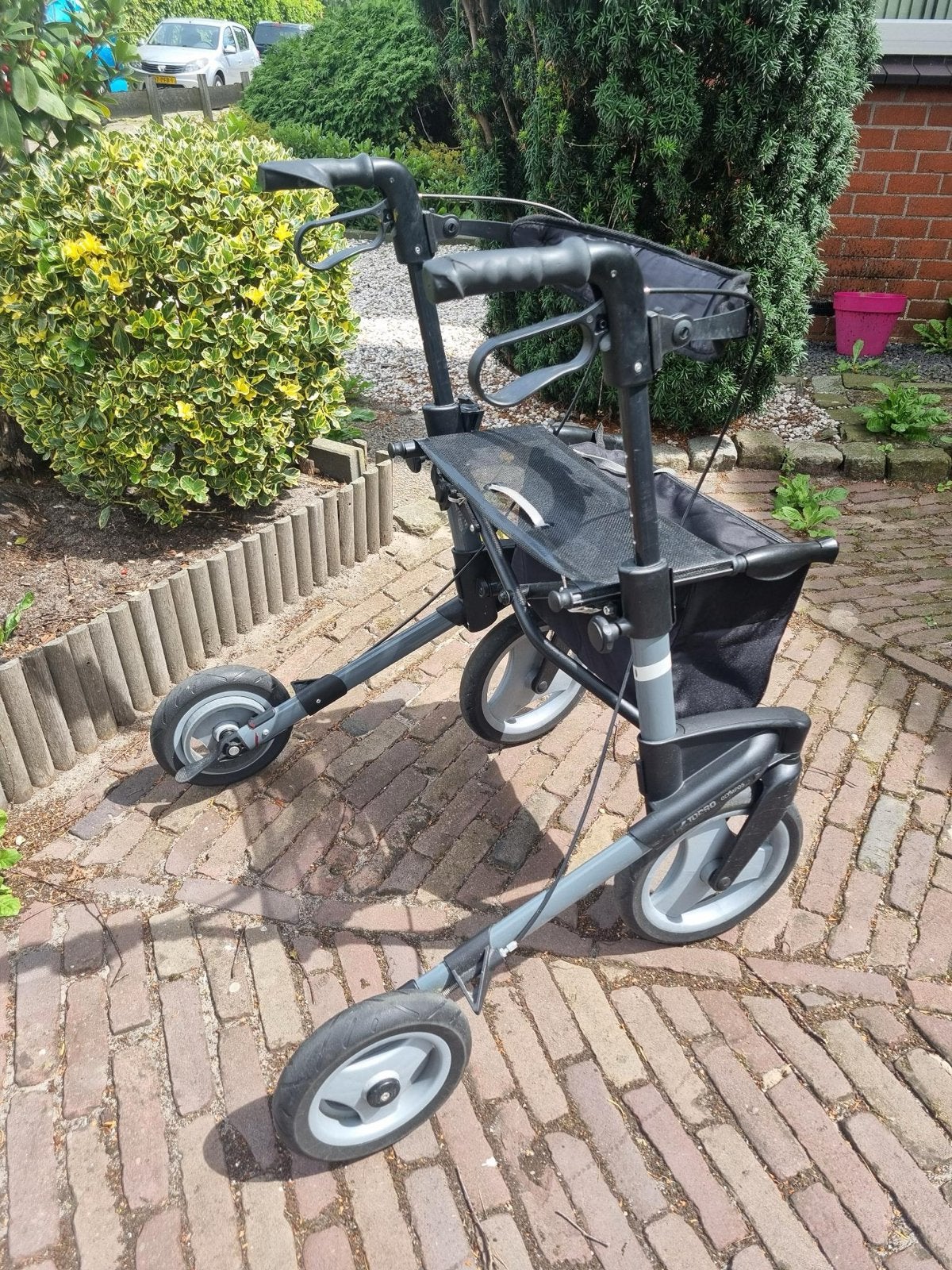 Rollator met grote wielen, Diversen, Ophalen, Opvouwbaar, Gebruikt