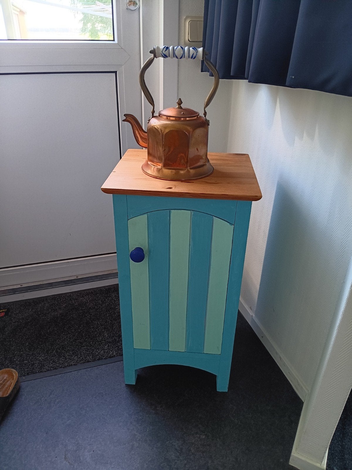 klein kastje/ nachtkastje, Ophalen, Minder dan 45 cm