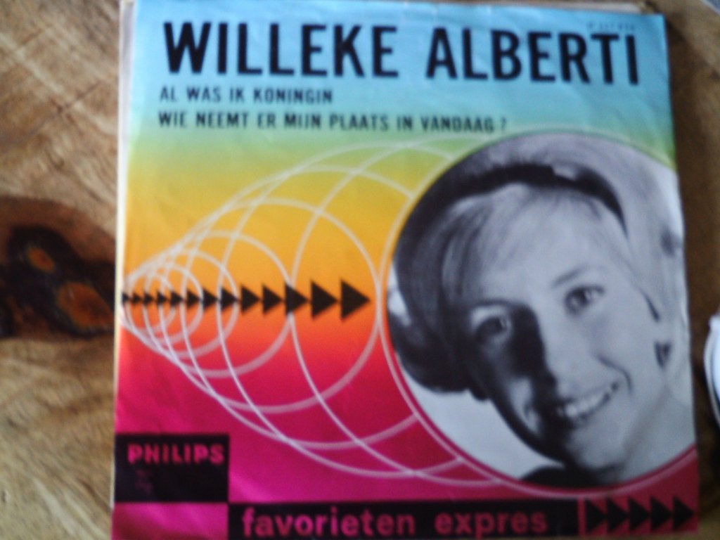 Willeke Alberti - Al Was Ik Koningin   26jul, 7 inch, Ophalen of Verzenden, Zo goed als nieuw, Pop