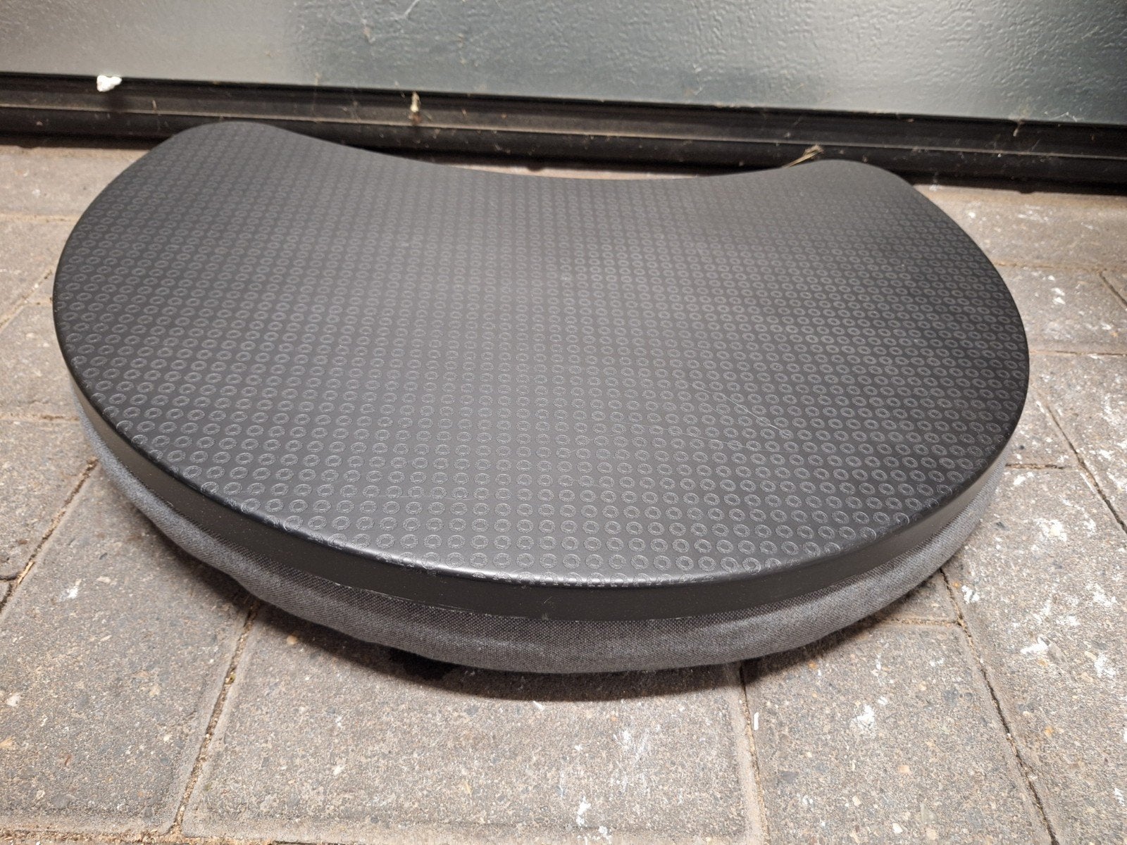 Comfortabel schootkussen voor laptop of tablet, Ophalen, Gebruikt, Overige typen, Grijs