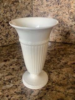 Wedgwood Edme vaas trompetvaas bloemenvaas 17 cm Nieuw, Huis en Inrichting, Woonaccessoires | Vazen, Ophalen, Overige materialen