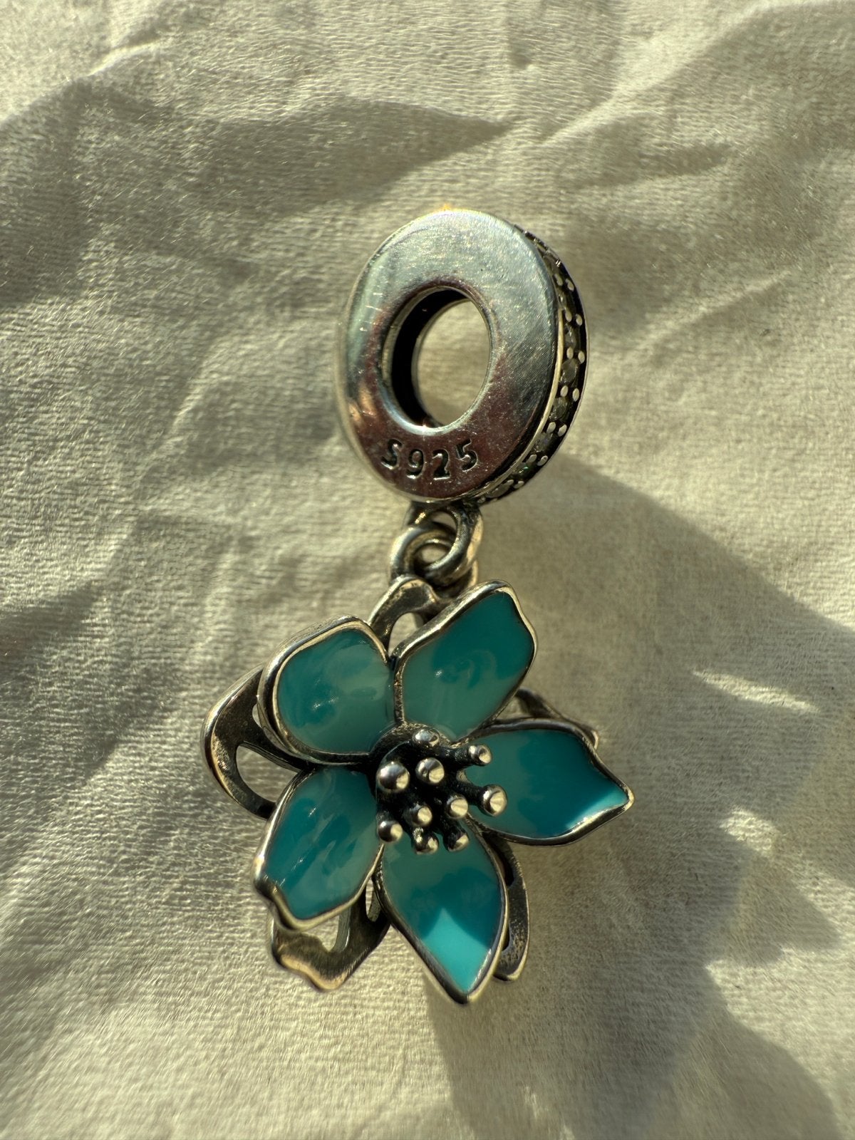 Bedel voor pandora armband bloem turquoise zilver 925, Pandora, Ophalen of Verzenden, Zo goed als nieuw, 1 bedel