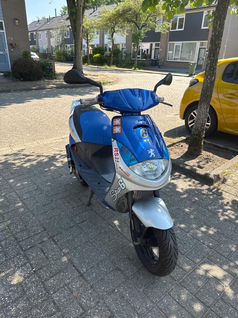 Peugeot Vivacity Scooter - Blauw/Zilver, Tweetakt, Gebruikt, Maximaal 45 km/u, Ophalen of Verzenden