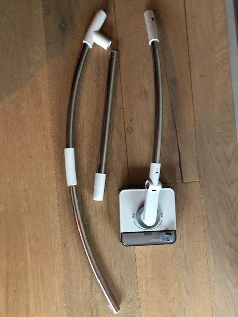 Raamwasser en trekker in 1 , gebogen telescoop dus binnen st, Ophalen of Verzenden, Raamwisser of Trekker