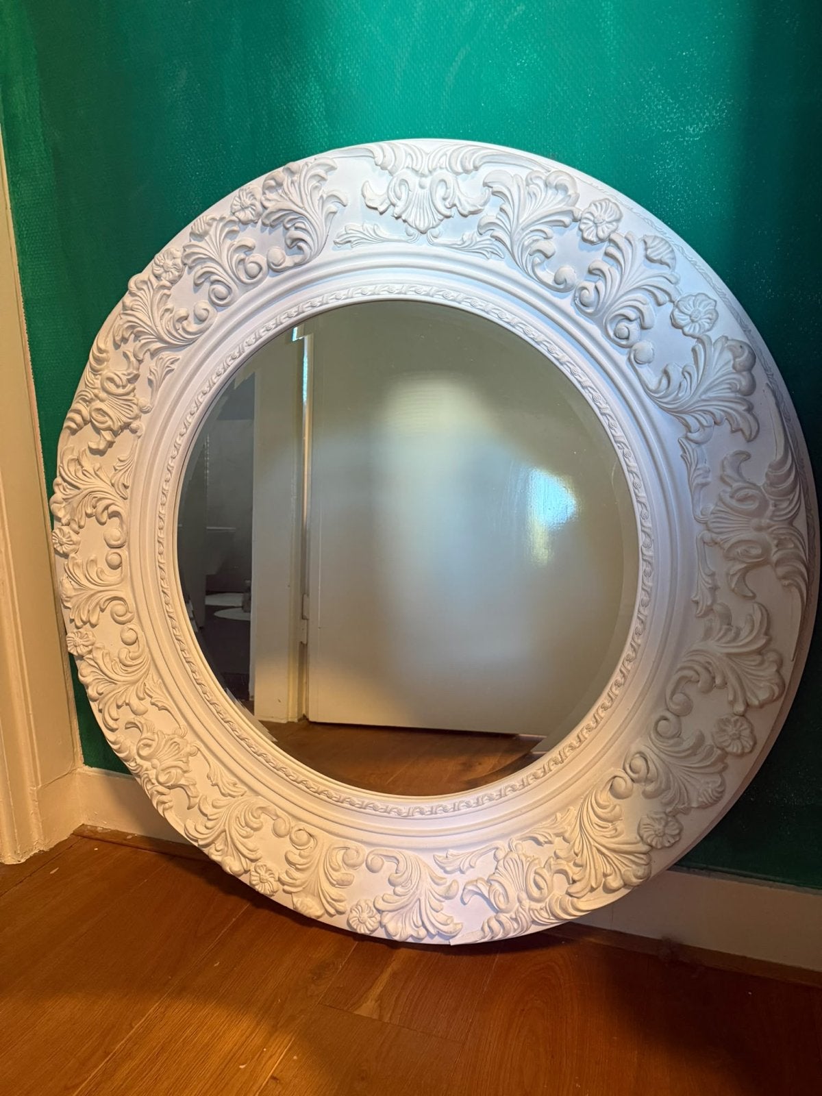 Ronde spiegel met sierlijke lijst - 100x100 cm, Huis en Inrichting, Ophalen, Gebruikt, 100 tot 150 cm, Rond