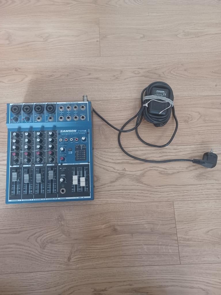 Samson MDR 6 Mixer - Compacte Audio Mixer, Ophalen of Verzenden, Gebruikt, Minder dan 5 kanalen, Microfooningang