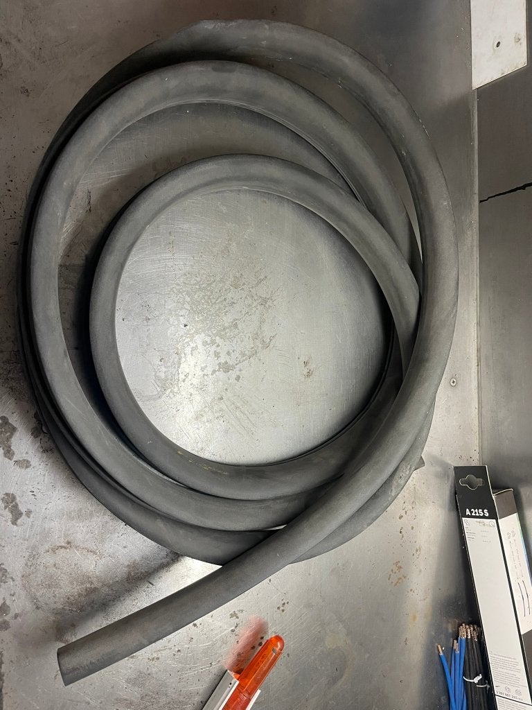 Nieuw Voordeurrubber vw T5, Auto-onderdelen, Ophalen of Verzenden, Nieuw, Overige merken, Ruiten en Toebehoren