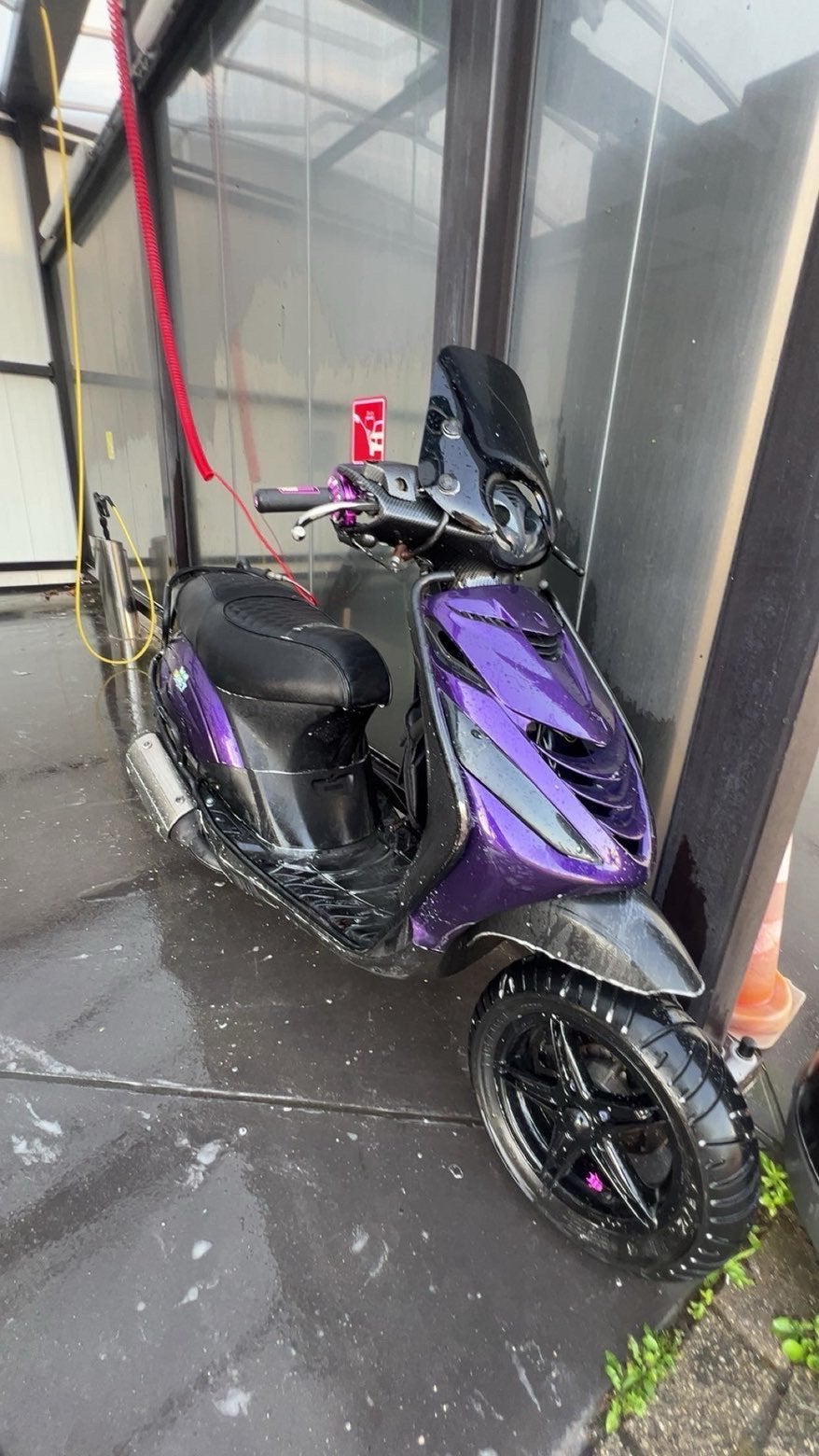 Zip 125cc waardespelling, Fietsen en Brommers, Scooters | Piaggio, Ophalen, Zo goed als nieuw, Benzine, Zip