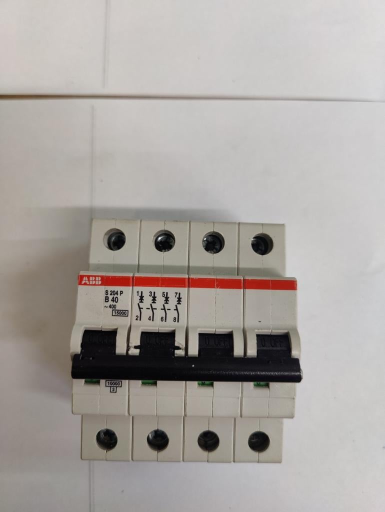 ABB B40 Krachtautomaat S 204 P, Doe-het-zelf en Verbouw, Meetapparatuur, Ophalen of Verzenden, Multimeter