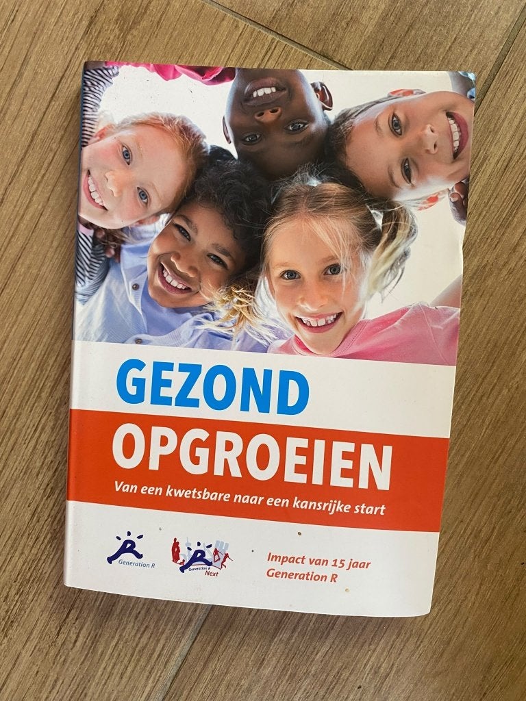 Boek Gezond opgroeien (Generation R), Niet van toepassing, Diverse auteurs, Ophalen of Verzenden, Zo goed als nieuw