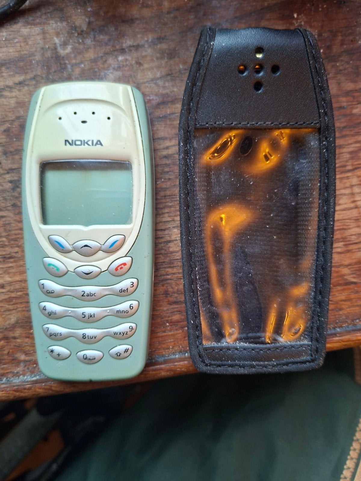 Nokia 3310 met hoesje -nieuwe batterij, Gebruikt, Overige kleuren, Geen camera, Fysiek toetsenbord