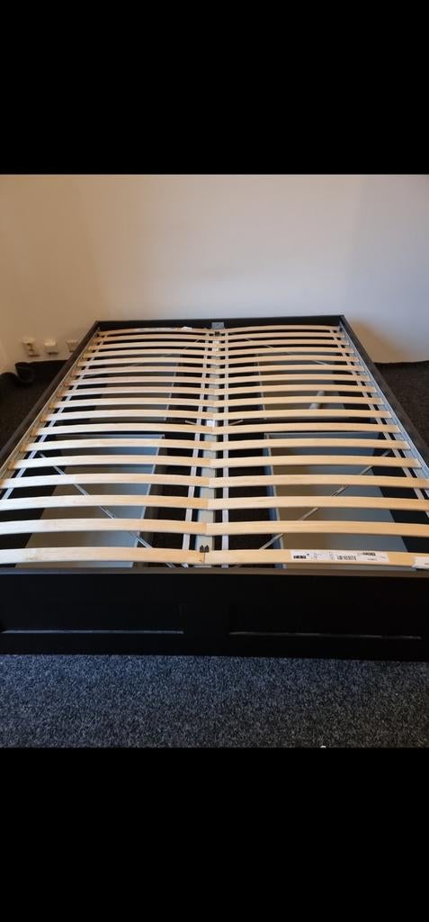 Ikea 2-persoonsbed met 4 lades - zwartbruin, 160x200 cm, Huis en Inrichting, Slaapkamer | Bedden, Zo goed als nieuw, Tweepersoons
