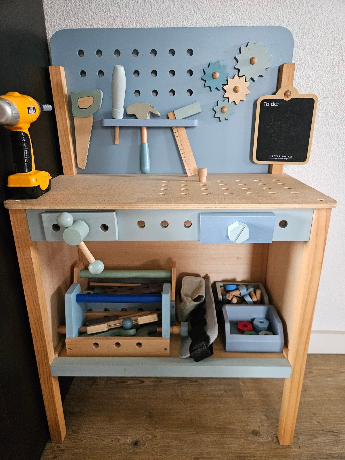 Little Dutch Houten Werkbank met Gereedschap en Accessoires, Ophalen, Zo goed als nieuw, Knutselen